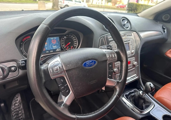 Ford Mondeo cena 21900 przebieg: 238200, rok produkcji 2010 z Kutno małe 781